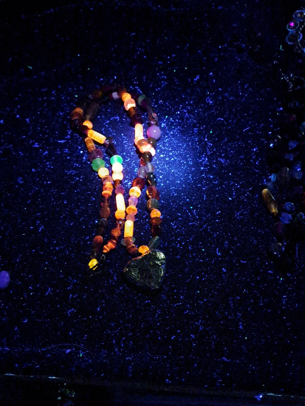 Vintage necklace Glows under both lights